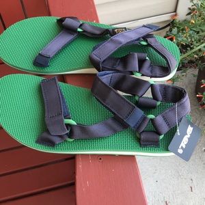 Teva sandals brand new with tags size 10